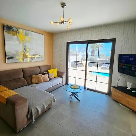 Oceano Y Lava Villa *