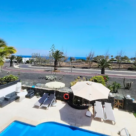 Volcanes Sea View Private Pool Villa *