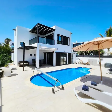 Oceano Y Lava Villa